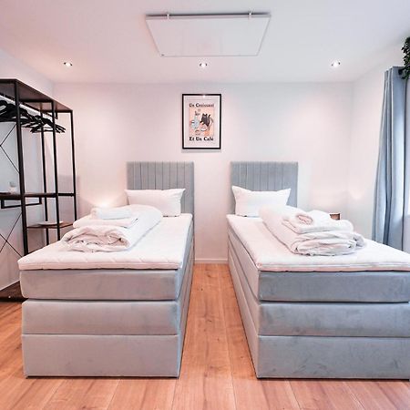 Unique Gneisenau Wohlfuehloase Apartamento Ulm Exterior foto